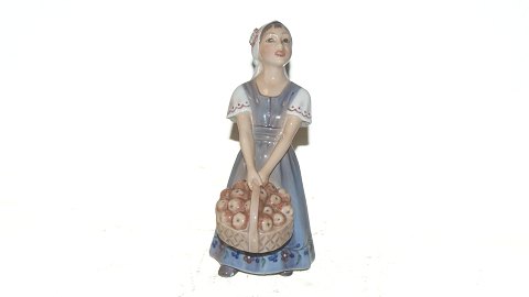 Dahl Jensen Figurine, Girl with apples in the basket
SOLD