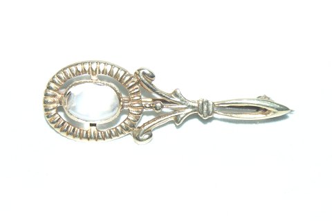 Brooch with Moonstone, 14 carats