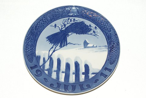Royal Copenhagen Christmas plate 1911 fence with neg
SOLD