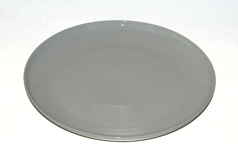Bing & Grondahl White Koppel, Round dish
Dec. No. 101
Size 26 cm.