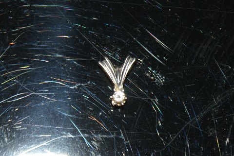 White gold pendant with the diamond, 14 carats
