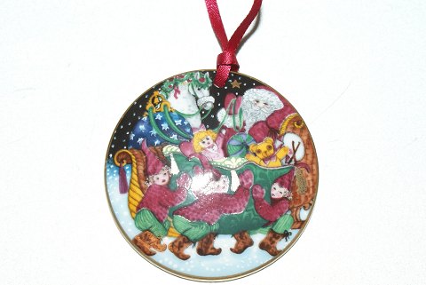 Bing & Grondahl Santa Claus Ornament 1990
