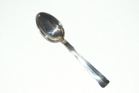 Heritage Silver No 7 Dessert Spoon
Hans Hansen
Length 17 cm
Nice and well maintained condition