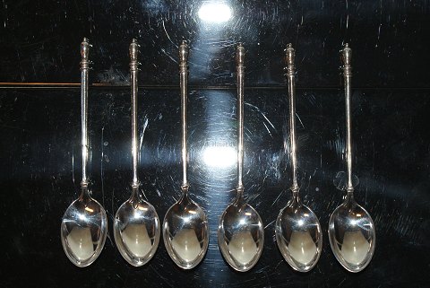 6 pcs Coffee Spoons Silver
Silversmith W & SS and Horsens Sølvvarefabrik
Length 10 cm.