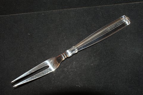 Meat fork  Lotus Silver
W & S Sørensen
Length 18 cm.
