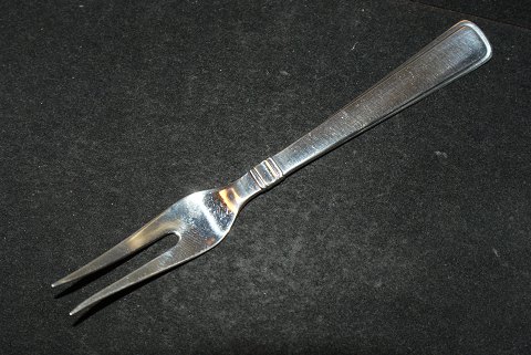 Cold cuts fork #Olympia Danish silver cutlery
#Cohr Silver
Length 14 cm.