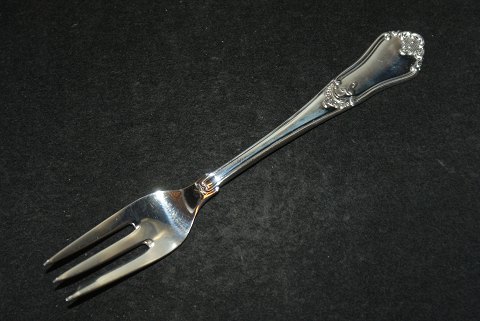Cake Fork, Rosenholm Danish silver cutlery
Slagelse silver
Length 14 cm.