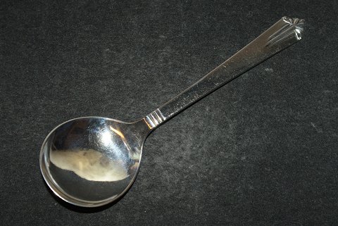 Jam spoon Sankt Knud (Sct. Knud) Danish Silver Flatware
Slagelse silver
Length 14 cm.