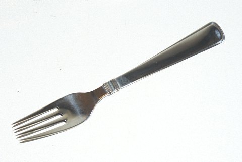 Dinner fork #Olympia Danish #silver cutlery
#Cohr Silver
Length 17.50 cm.