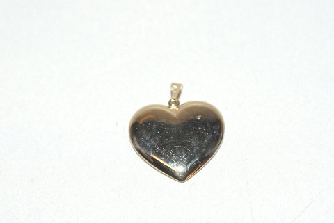 Elegant heart with pendant in 8 carat gold