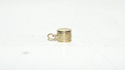 Elegant pendant / charms Drum in 14 carat gold