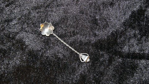 Salt spoon in Silver
Length 6 cm