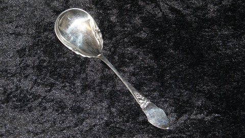 Compote spoon #Silver
Length approx. 17 cm Stamped year 1934 Johannes Siggaard
