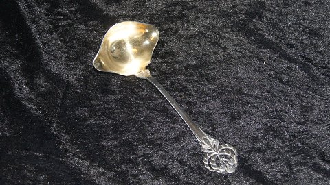 Sauce spoon in Silver
Length 18.4 cm