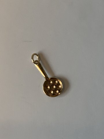 Pancake Pendant/Charms in 14 carat gold
Stamped 585
Height 25.50 mm