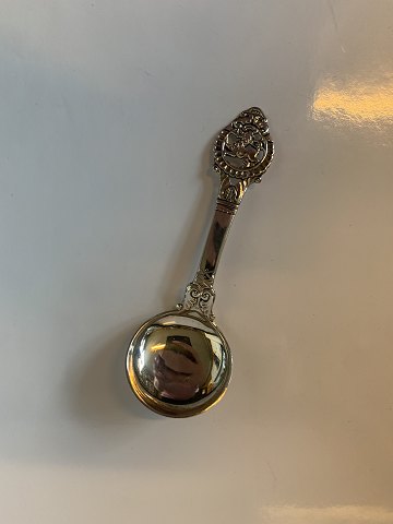 Serving spoon in Silver
Length approx. 15.5 cm
Stamped 830 S. 
NM No. 143