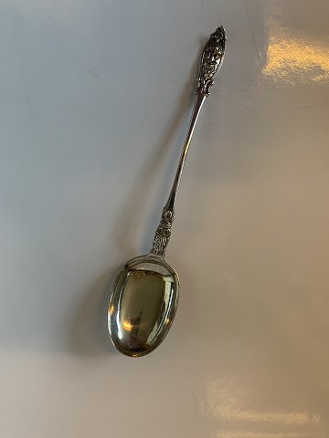 Serving spoon in Silver
Length approx. 20 cm
Stamped year 1885 FL