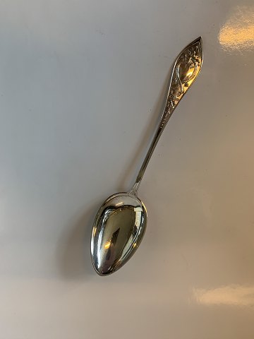 Tablespoon in Silver
Length approx. 21.5 cm
Stamped S. 11L