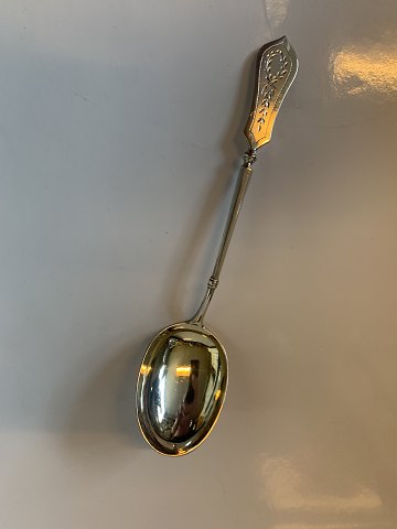 Serving spoon in Silver
Length approx. 20.7 cm
Stamped year 1904 Christian. Fr. Hoist