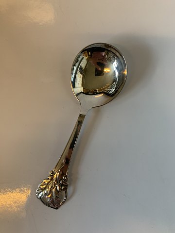 Serving spoon / Compote spoon in Silver
Length approx. 17.5 cm
Stamped in 1939 Johannes Siggaard