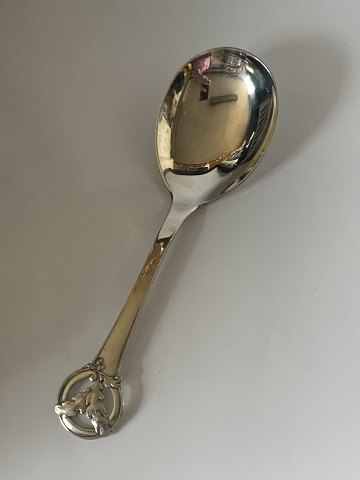 Serving spoon / Potato spoon in Silver
Length approx. 20.9 cm
Stamped in 1956