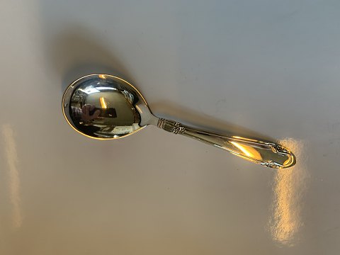 Marmalade spoon in silver
Length approx. 14.8 cm
Stamped year 1944 JS