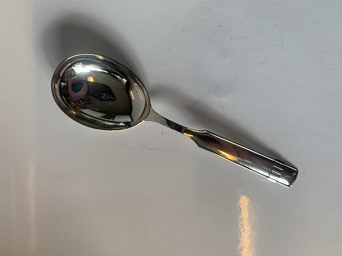 Sugar spoon / Marmalade spoon in Silver
Length approx.13.3 cm
Stamped year 1932 Johannes Siggaard