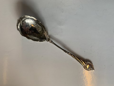 Marmeladeske i Sølv
Længde ca 12,9 cm
Stemplet år 1909 A.JUUL
SOLGT