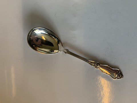 Compote spoon in silver
Length approx. 14.7 cm
Stamp 3. Towers AD
Produced Year. 1950