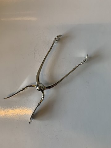 Ice tongs in Silver
Length approx. 14.5 cm.
Stamped sterling silver W&S. Sorensen
