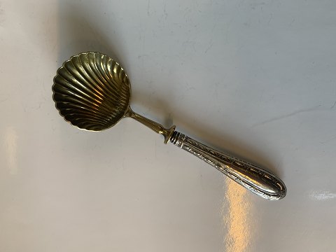 Serving spoon in Silver
Stamped: 800
Length approx. 13.2 cm