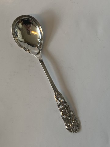 Marmalade spoon in Silver
Stamped : 830s NM
Length approx. 14.8 cm