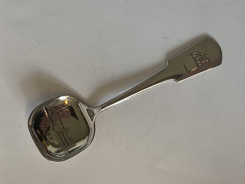 Marmalade spoon in Silver
Stamped: 830S
Length approx. 13.3 cm