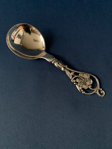 Marmalade spoon / Sugar spoon in Silver
Stamped :830S
Length approx. 13 cm