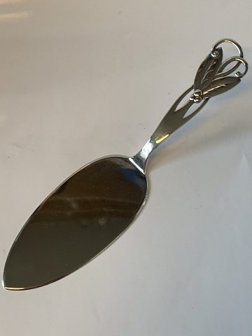 Cake shovel in Silver
Stamped G.GL
Produced 1930
