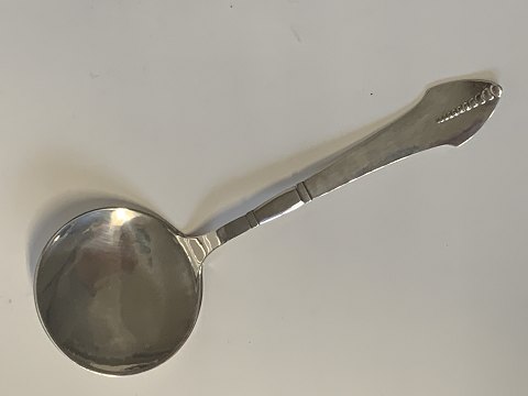 B 3. Sølv Tartelet spade / Serveringsske
Hansen & Andersen.
Længde 20,5 cm.