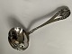 Serving spoon in Silver
Stamped 3 towers
Length 24 cm
