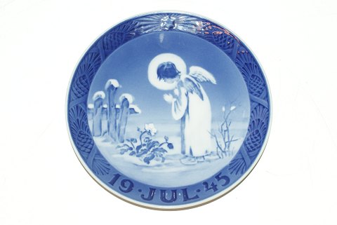 Royal Copenhagen Christmas plate from 1945
SOLGT