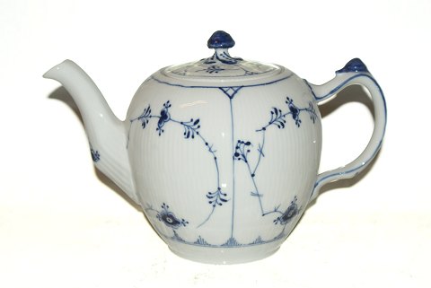 Royal Copenhagen Blue Fluted Plain Large Teapot