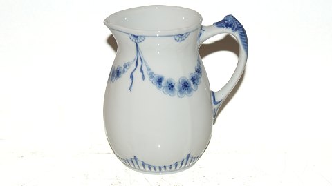 Bing & Grondahl Empire, Milk Jug 
Decoration number 187 
Height 13 cm.