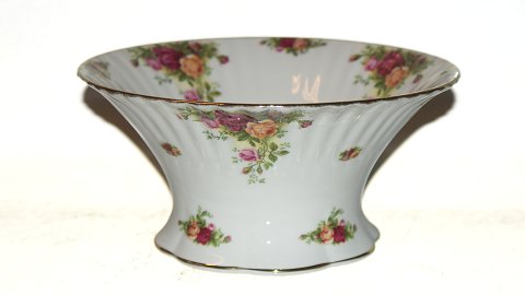 Old Country Roses, Fruit Bowl
Sold