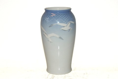 Bing & Grondahl Seagull with Gold Edge, Vase
SOLD