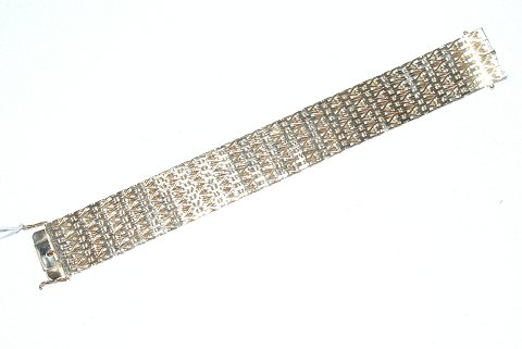 Bracelets 14 Carat Gold
SOLD