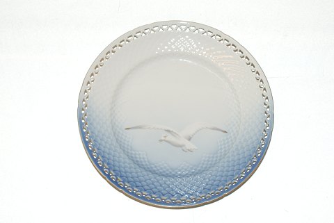 Bing & Grondahl Seagull with gold. Lunch Plate with Lace edge.
SOLD