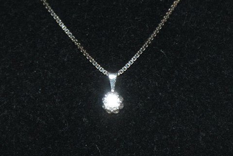 Venezia Chain With Pendant, 14 + 18 Carat White Gold & Brilliant