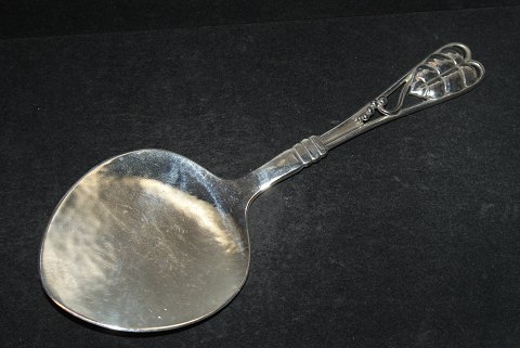 Ornamental Pastry server / Cake server # 71 Georg Jensen