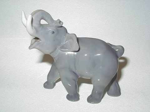 Kongelig Figur, Elefant.
Dek. Nummer 2998.