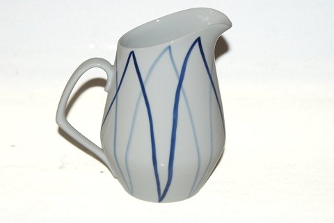 Danild 40 / Harlequin, Water / Milk jug
SOLD