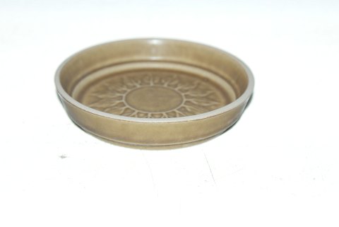 Bing & Grøndahl Nissen/Kronjyden, Relief stentøj,  Vin bakke
Diameter 10 cm
SOLGT
