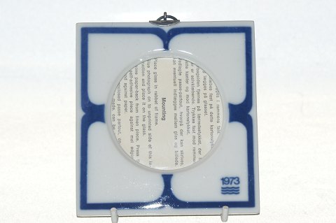 Royal Copenhagen porcelain frame in 1973
Height. 14,9 cm.
Brede. 13,9 cm.